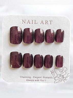 Press-On Nail Set in Deep Plum with Subtle Shimmer